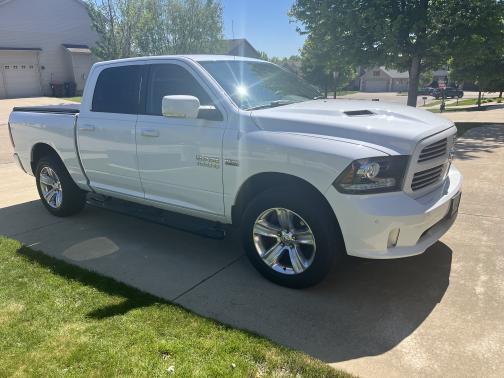 2014 RAM 1500 Sport