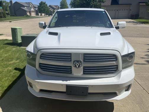 2014 RAM 1500 Sport