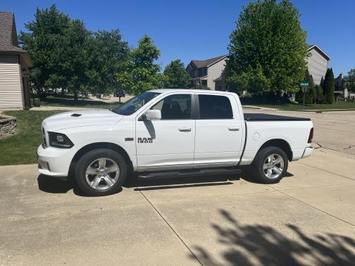 2014 RAM 1500 Sport