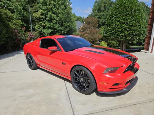 2013 Ford Mustang GT Premium