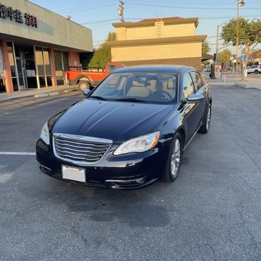2012 Chrysler 200 Limited