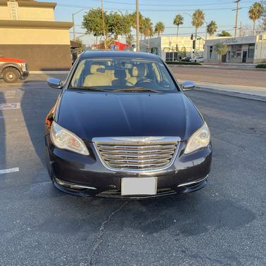 2012 Chrysler 200 Limited