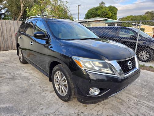 2015 Nissan Pathfinder SV