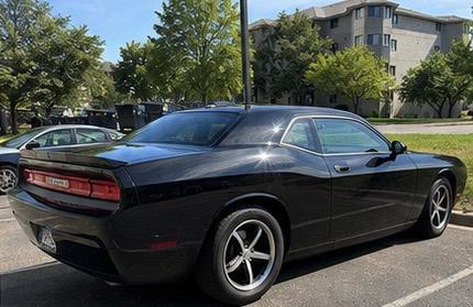 Black 2010 Dodge Challenger SE
