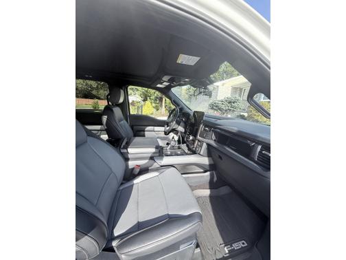 2022 Ford F-150 Lightning LARIAT