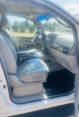 2010 Nissan Armada Platinum