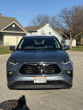 2022 Toyota Highlander Limited