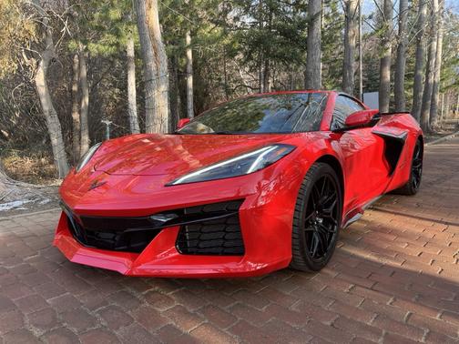 Red 2024 Chevrolet Corvette Z06 w/1LZ