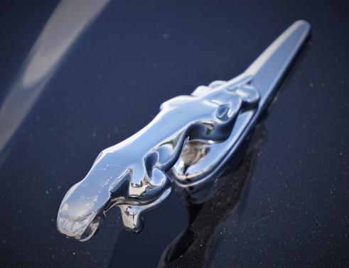 2002 Jaguar XJR Base