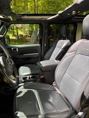Black 2020 Jeep Wrangler Unlimited Sahara