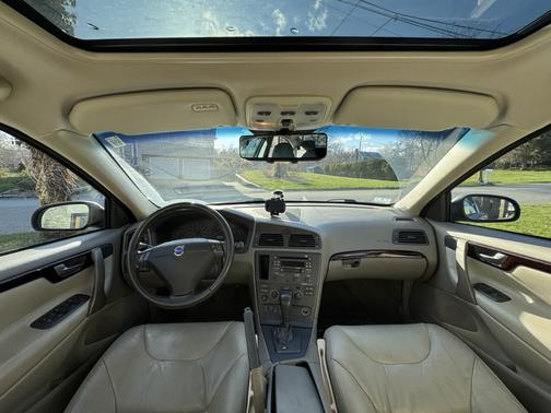 Silver 2002 Volvo S60 2.4