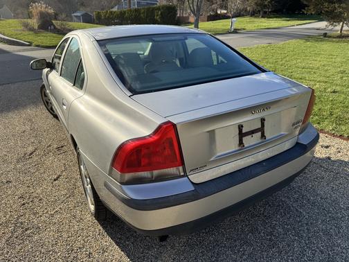 Silver 2002 Volvo S60 2.4