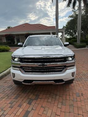 White 2017 Chevrolet Silverado 1500 High Country