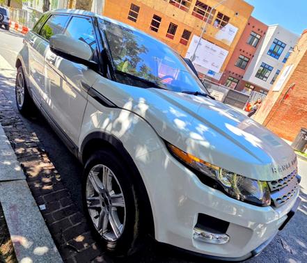 White 2013 Land Rover Range Rover Evoque Pure