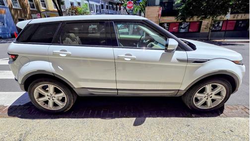 White 2013 Land Rover Range Rover Evoque Pure