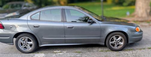 2003 Pontiac Grand Am SE 1