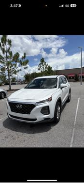 White 2019 Hyundai SANTA FE SE 2.4