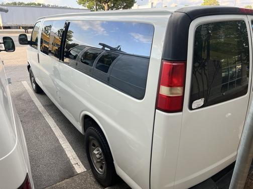 2009 GMC Savana 1500 Base