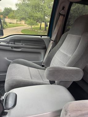 Blue 2002 Ford F-350 XLT Crew Cab Super Duty