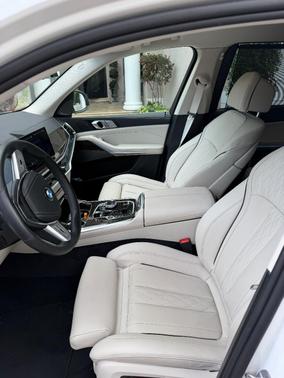 White 2026 BMW X7 xDrive40i