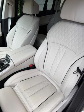 White 2026 BMW X7 xDrive40i