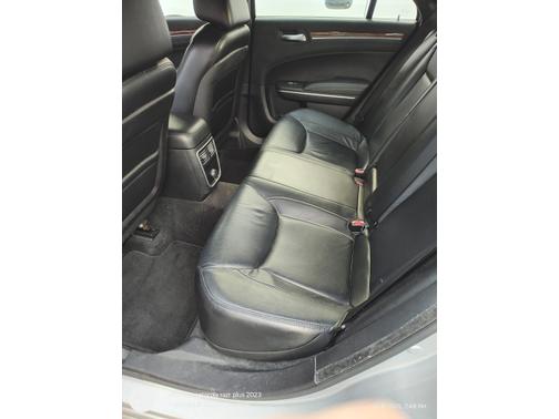2012 Chrysler 300 Limited
