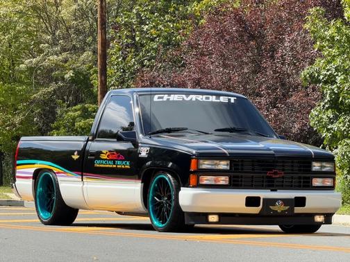 Black 1993 Chevrolet 1500 Sportside