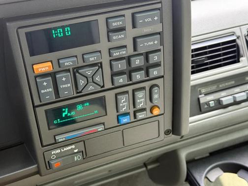 Black 1993 Chevrolet 1500 Sportside