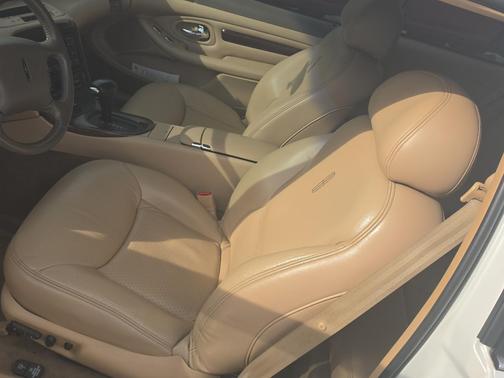 White 1997 Lincoln Mark VIII LSC