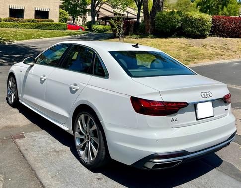 2022 Audi A4 45 S line Premium Plus