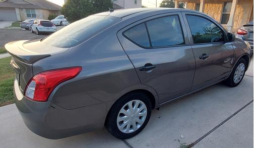 2013 Nissan Versa 1.6 S+