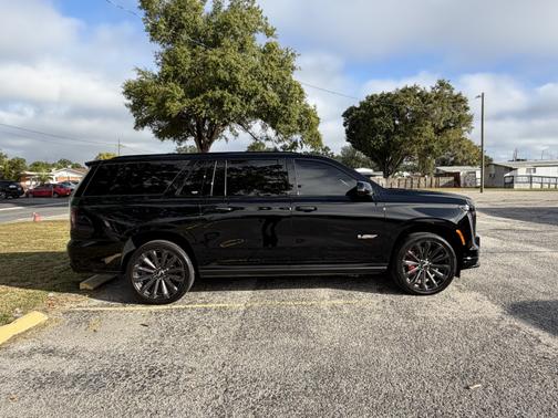 2025 Cadillac Escalade ESV V-Series