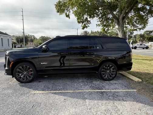 2025 Cadillac Escalade ESV V-Series