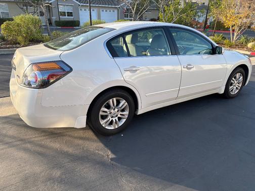 2012 Nissan Altima 2.5 S