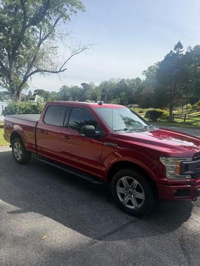 Red 2018 Ford F-150 XLT