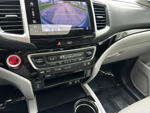 Gray 2018 Honda Ridgeline RTL-E