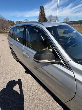 2019 BMW 330 i xDrive