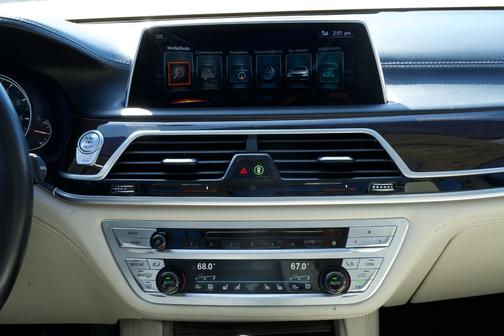 Gray 2017 BMW 740 i xDrive
