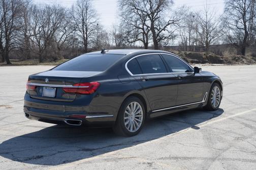 Gray 2017 BMW 740 i xDrive