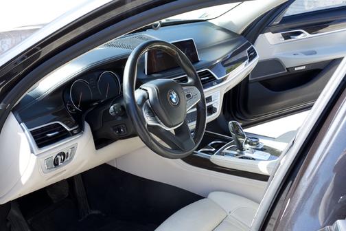 Gray 2017 BMW 740 i xDrive