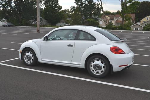 White 2016 Volkswagen Beetle 1.8T