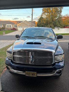 2004 Dodge Ram 1500 SLT Quad Cab