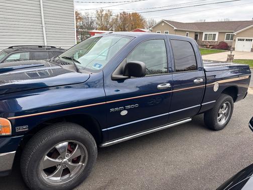 2004 Dodge Ram 1500 SLT Quad Cab