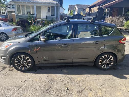 2017 Ford C-Max Energi Titanium