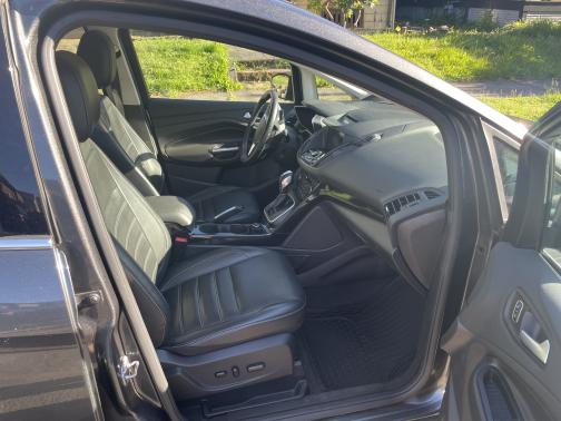 2017 Ford C-Max Energi Titanium