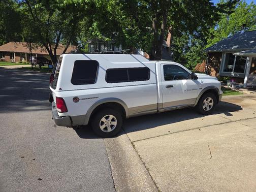 White 2011 Dodge Ram 1500 SLT