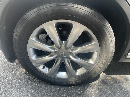 2008 INFINITI FX35 Base
