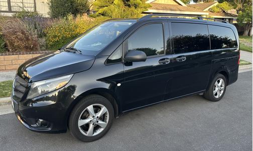 2016 Mercedes-Benz Metris Base