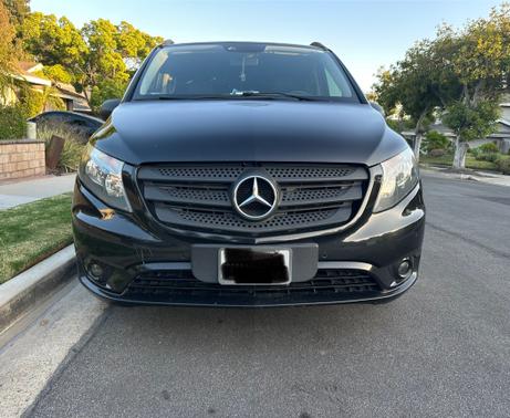 2016 Mercedes-Benz Metris Base