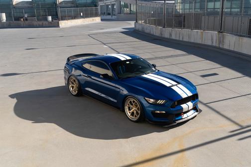 Blue 2017 Ford Shelby GT350 Base